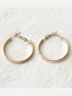 5/$15 🩷 MUST BUNDLE Classic Gold Hoop Earrings - Women Jewelry